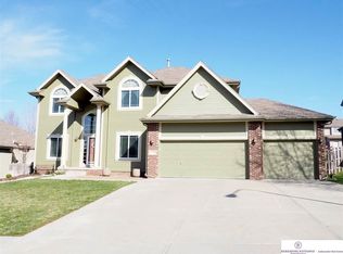 17214 Spencer St, Omaha, NE 68116