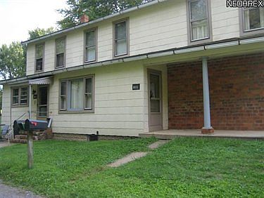 1st image of 104 Betz St