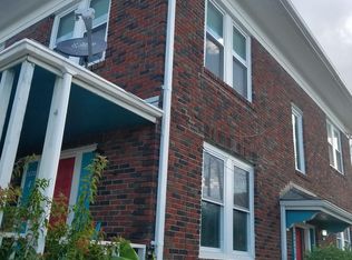 1828 Tremont St, Galveston, TX 77550