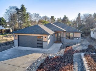 1304 314th Pl, Ocean Park, WA 98640