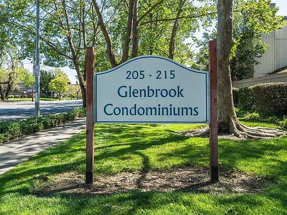 3rd image of 205 Stony Point Road UNIT 30