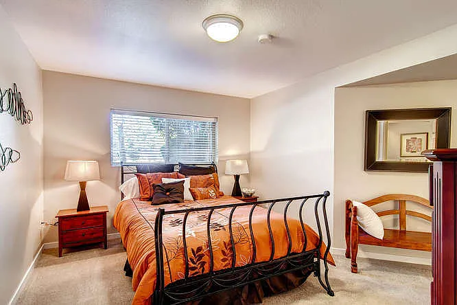 Miramont Apartments — Photo 41