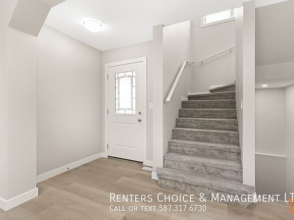 2nd image of 821 11th St SE