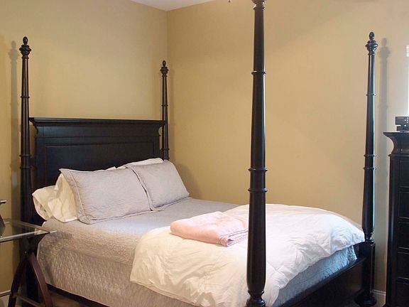 4th image of 3218 Veterans Memorial Pkwy #1105