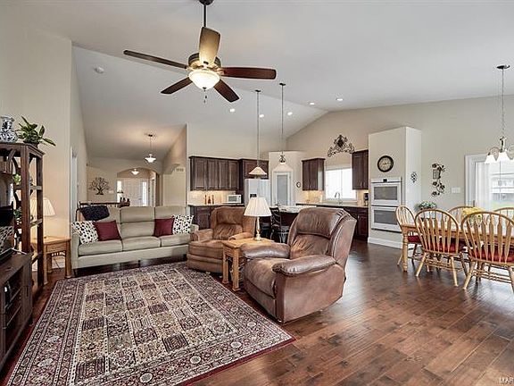 2nd image of 833 Benefit St