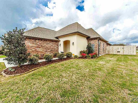 2nd image of 102 Copperfield Ct