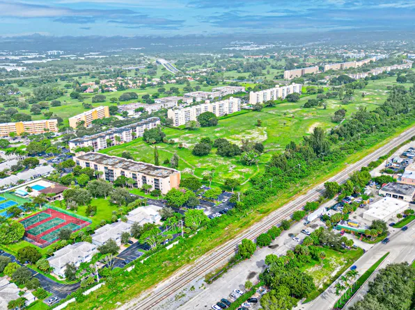 5401 NW 2nd Ave #2, Boca Raton, FL 33487