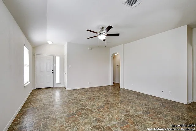 409 Teron Dr — Photo 15
