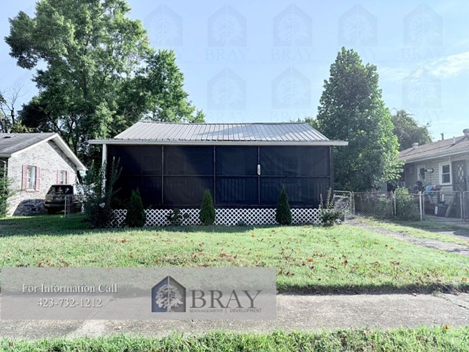 1st image of 1608 Redwood Dr