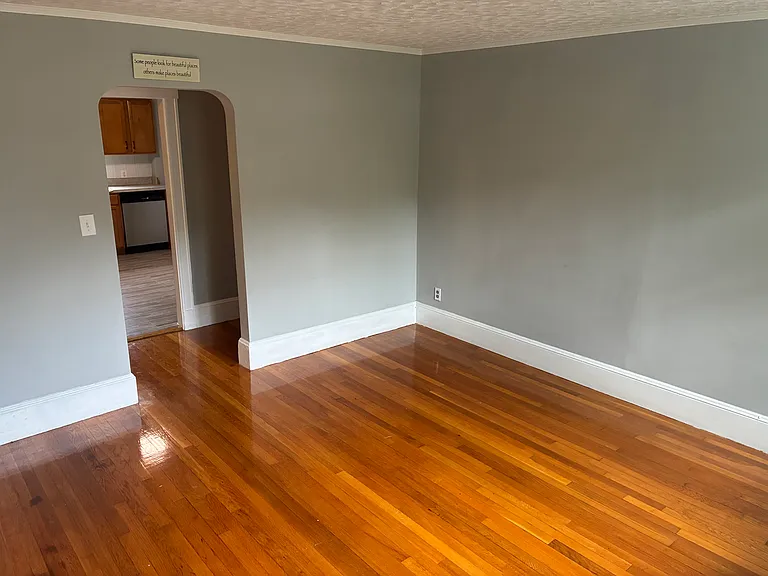 350 Plain St #2 — Photo 10