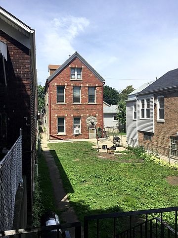 1st image of 3356 S Hoyne Ave