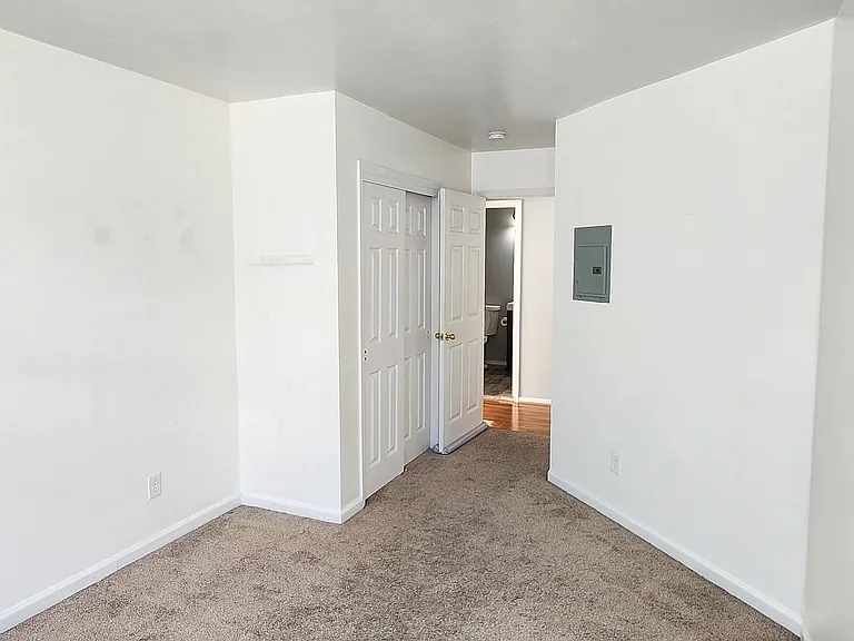 225 Bexley Ln — Photo 19