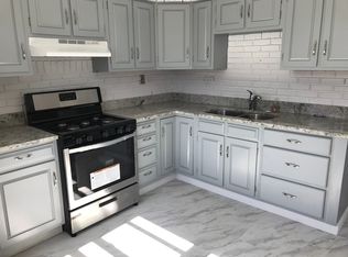 40 49th Ave, Bellwood, IL 60104