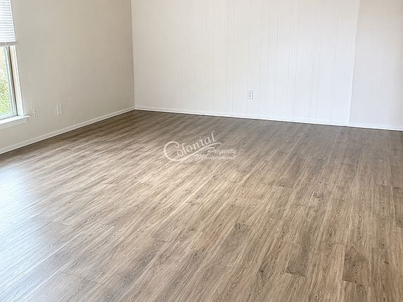 3rd image of 3110 Ricks Rd