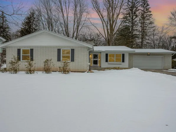 408 Hunters Rdg, Midland, MI 48640