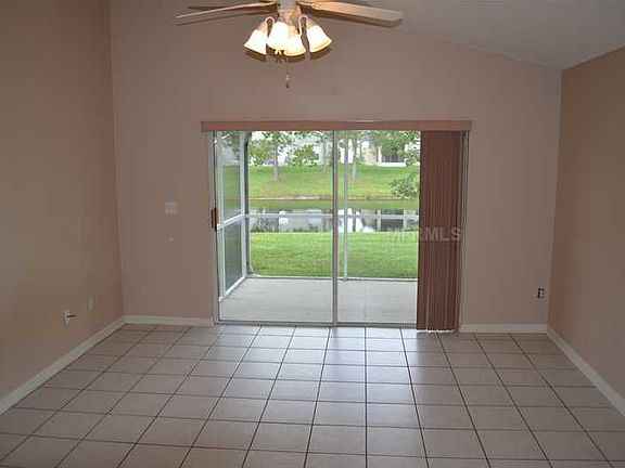 5th image of 921 Jade Forest Ave