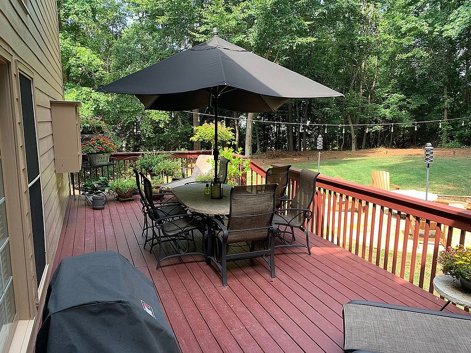 2nd image of 905 Gunter Ct