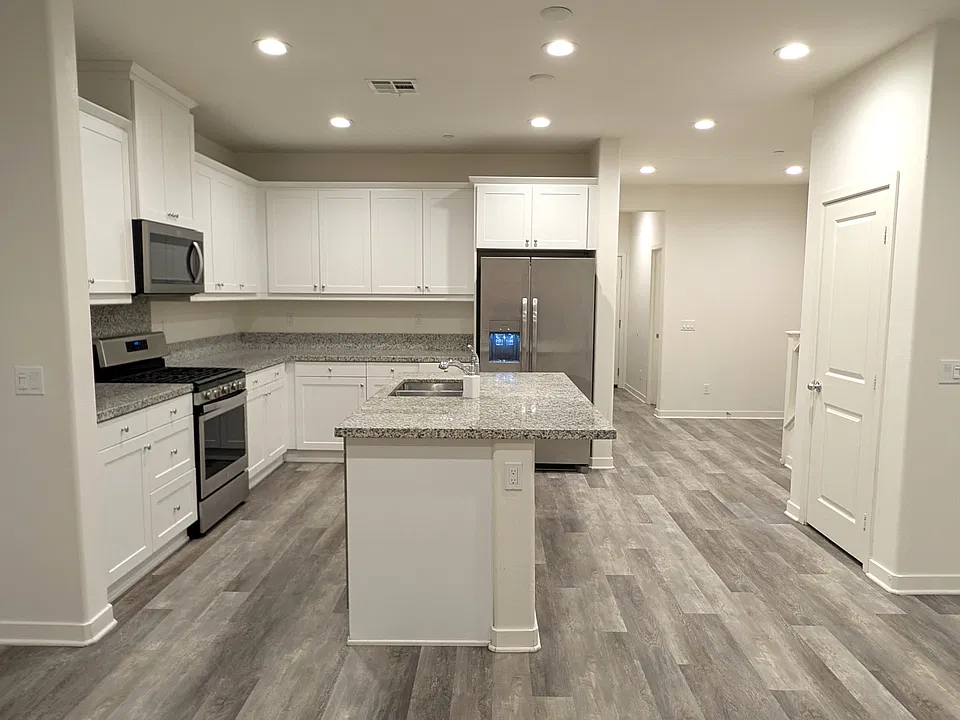 4135 Mission Tree Way
