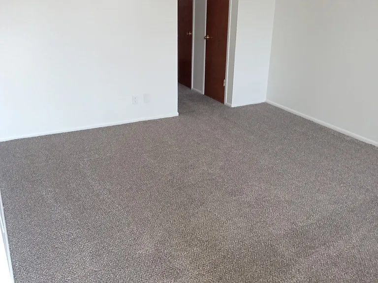 2606 Lynnwood St #17 — Photo 6