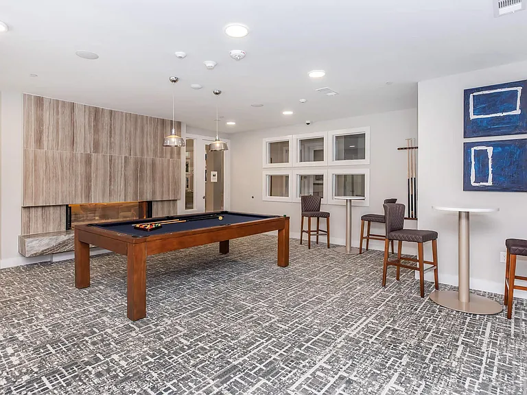 Richcrest — Photo 11