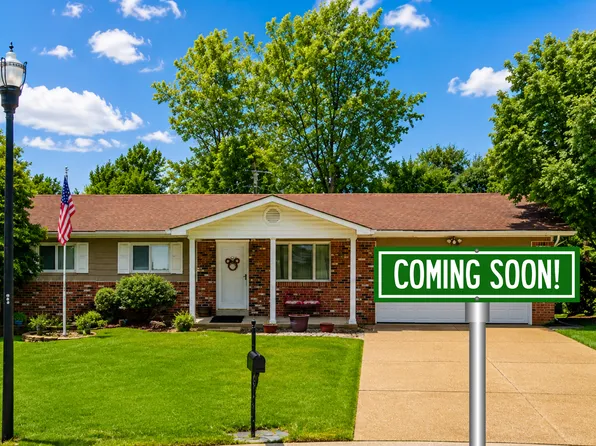 2981 Joyce Ct, Maryland Heights, MO 63043