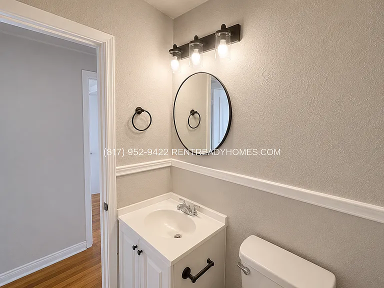 6762 Church St — Photo 6
