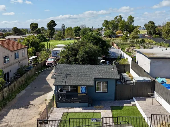 2743-2745 Ridgeway Dr, National City, CA 91950