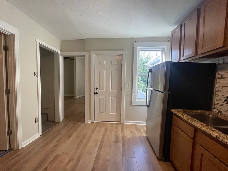 1417 Rufer Ave — Photo 7