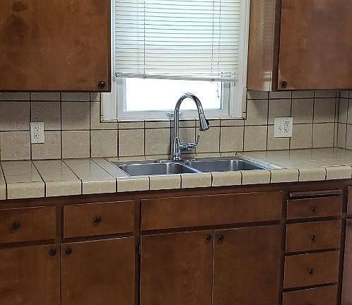 4th image of 475 S Willard Ave #475
