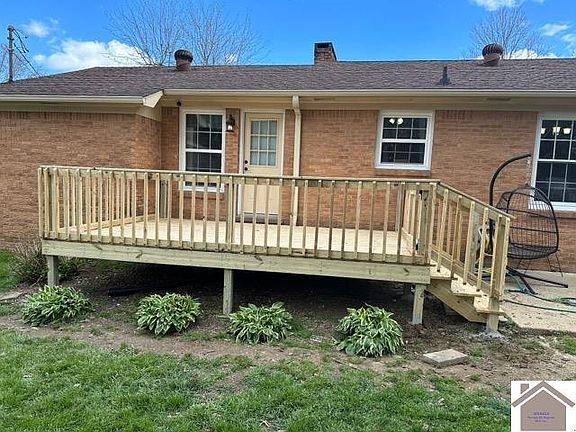 2nd image of 207 Terrace Dr