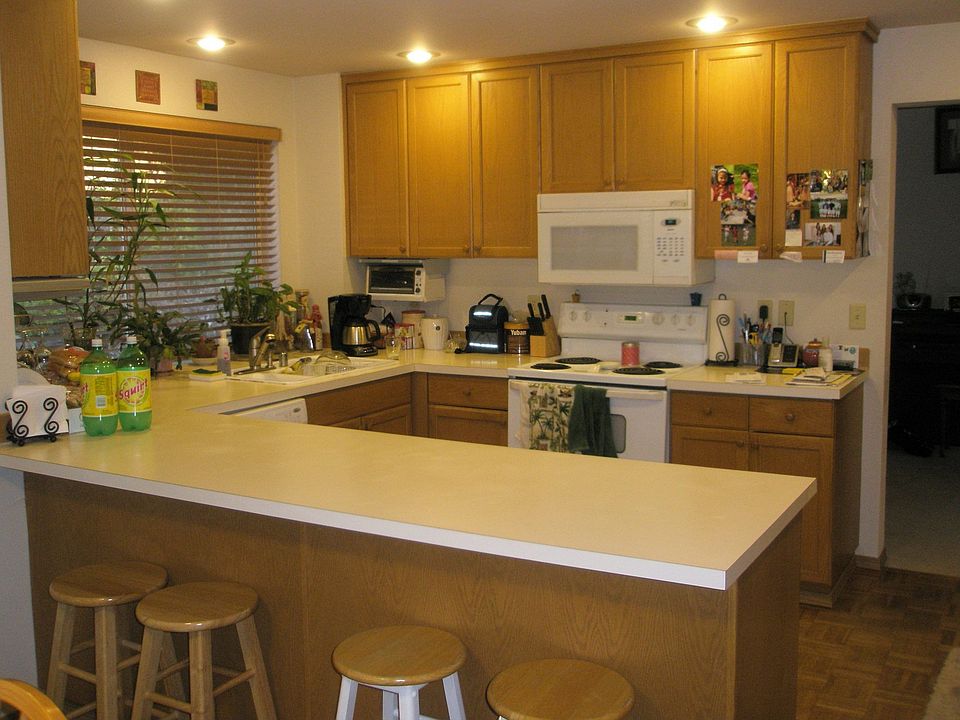 Spacious kitchen
