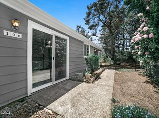100 NE 33rd Dr, Newport, OR 97365