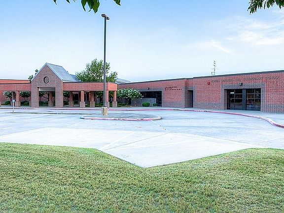 4th image of 15403 Freestone Peach Ln