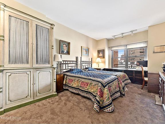 4th image of 1325 1st Ave #B808