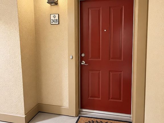 3rd image of 2418 Watermarke Pl