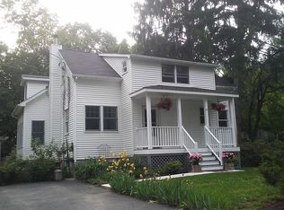 15 Buttermilk Falls Ln, Nyack, NY 10960
