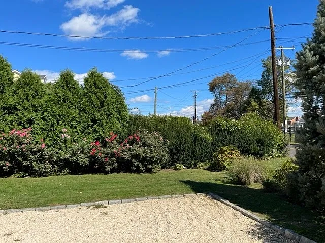 85 Strickland Road — Photo 3
