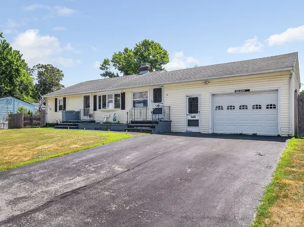 23 Sawyer Ave, Dracut, MA 01826