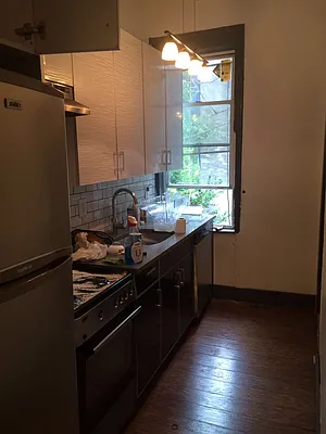 Rented by Sam Tabak | media 20