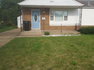 1636 N Kenmore St, South Bend, IN 46628