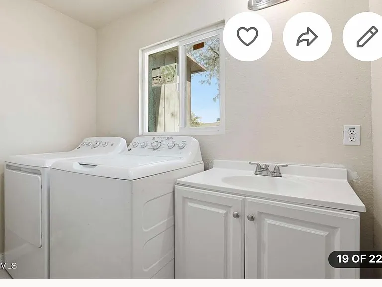 307 N D St — Photo 7