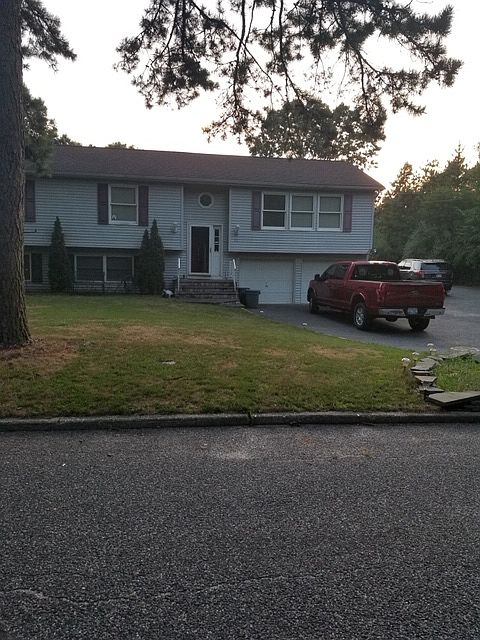 2nd image of 72A Wellington Rd
