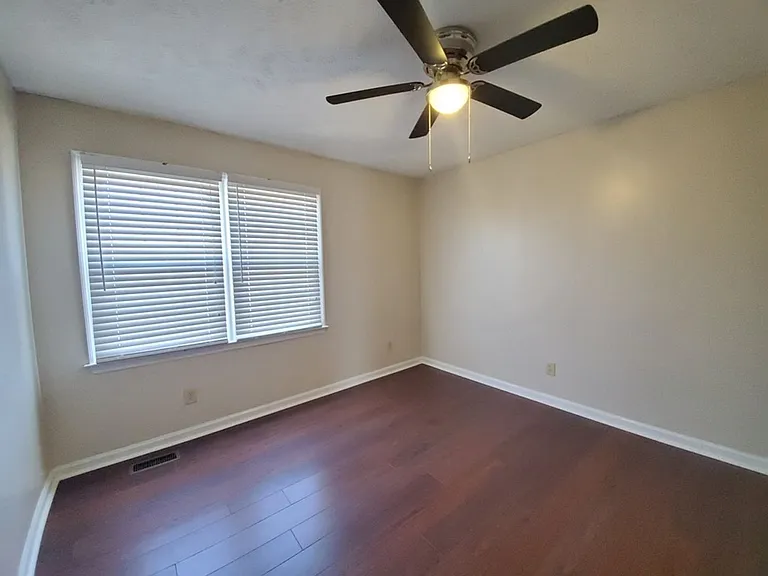 7886 Uriah Dr — Photo 6