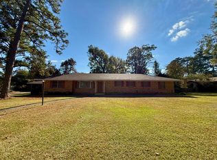 1606 Church St, Columbia, MS 39429