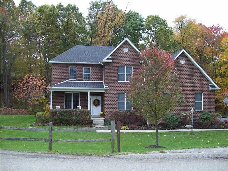 227 Lakewood Rd photo 1