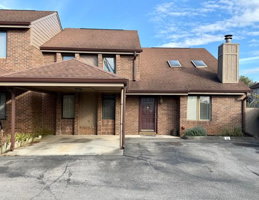 1230 McFarland St APT 17, Morristown, TN 37814