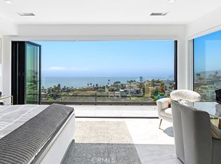 895 Quivera St, Laguna Beach, CA 92651