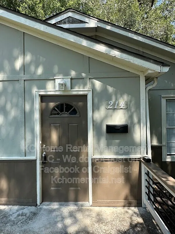 3 bed, 2.0 bath, 1100 sqft, $1,695 — Photo 3