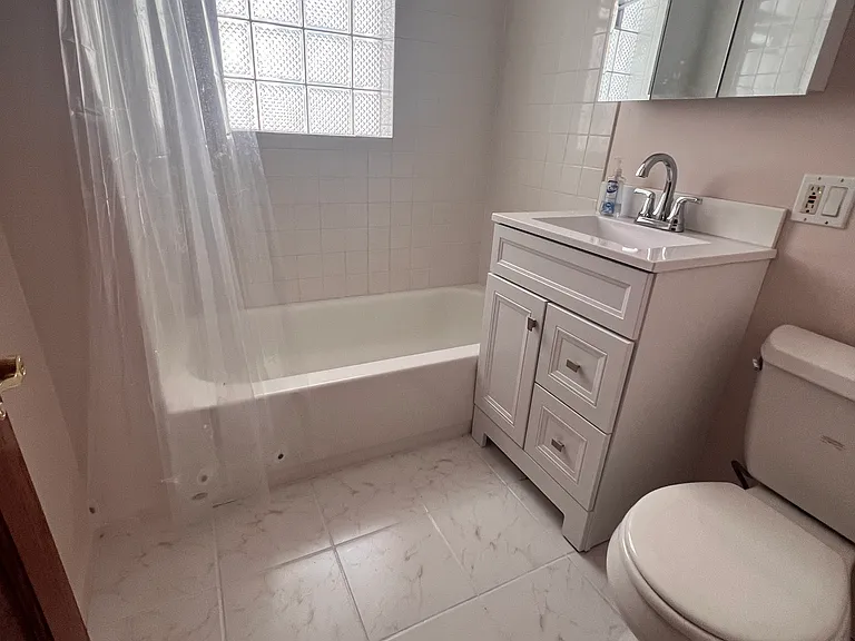 4733 N Kedvale Ave — Photo 12