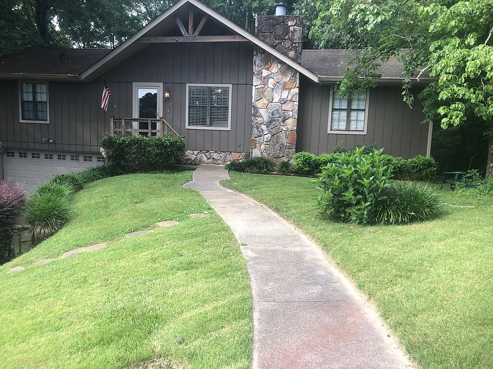 1st image of 9323 Berkshire Cir